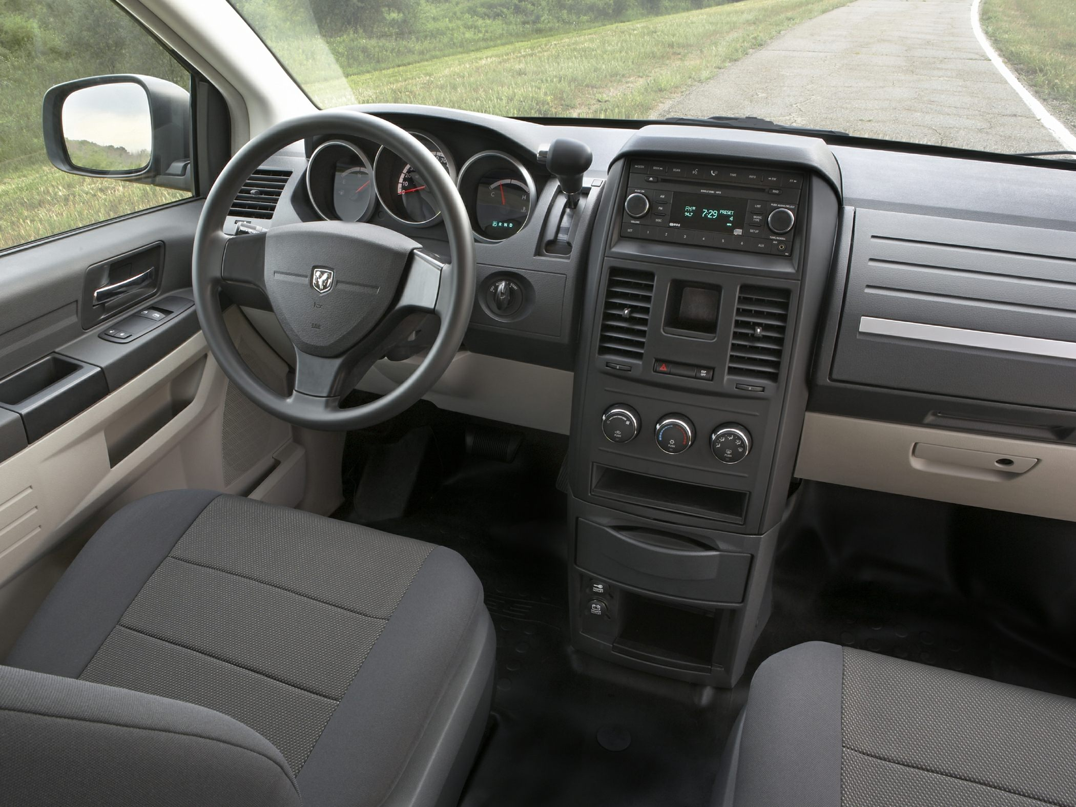 dodge grand caravan interior
 2010 Dodge Grand Caravan - Price, Photos, Reviews & Features - dodge grand caravan interior